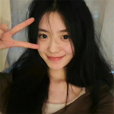 美丽笨女人